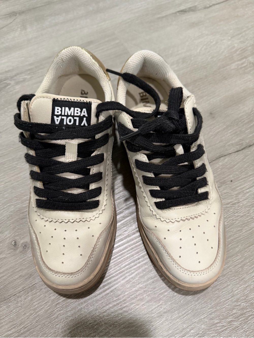 Bimba Y Lola Cream Low-Top Sneakers with Black Laces